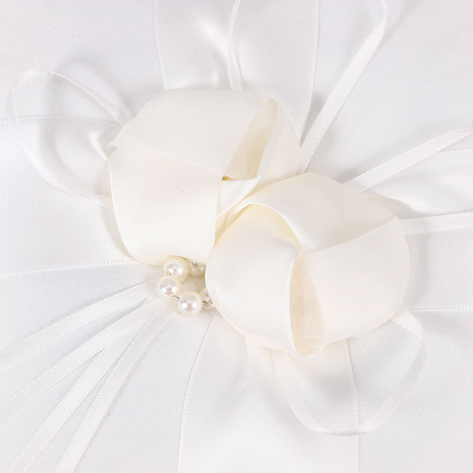 ホワイト 20x20cm リングピロー 結婚式用 ポケットサ - Ring Bearer Pillow のレビューと価格
