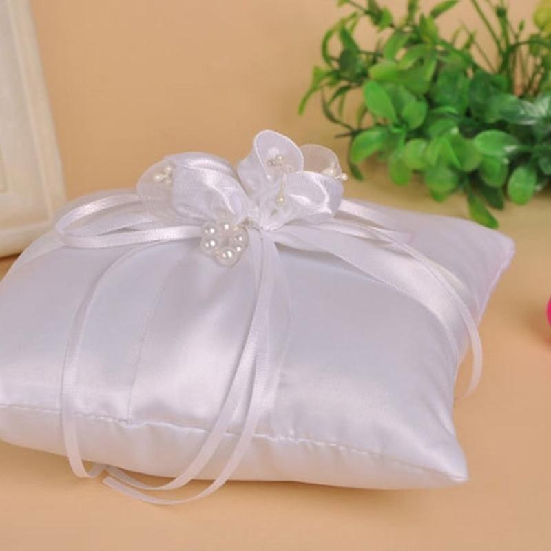 P9FEウェディングパールリングウェディングパーティーとお祝 - Ring Bearer Pillow のレビューと価格
